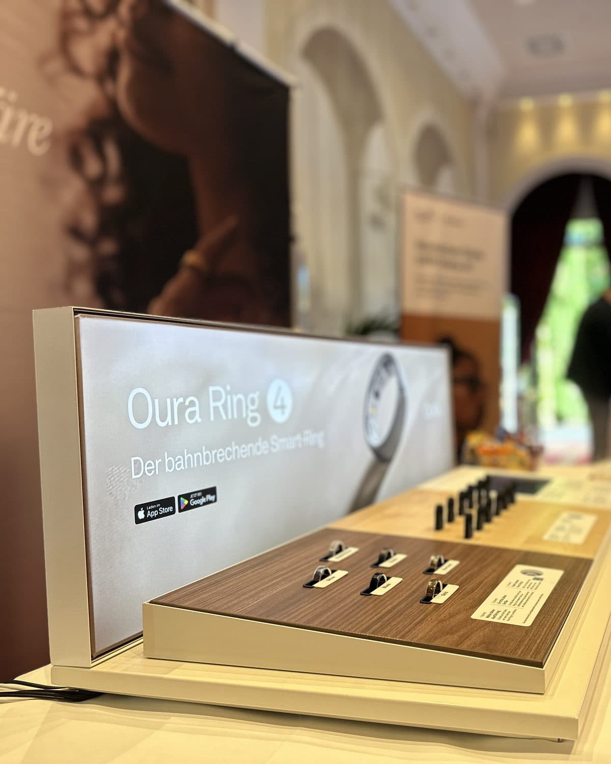 Das Try-on-Display für den Oura Ring 4 mit allen Ringgrößen beim MediaMarktSaturn-Azubi-Event in Rust, September 2025
